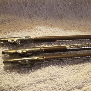 Kleancolor Brown Eye liner for Precise Winged Looks